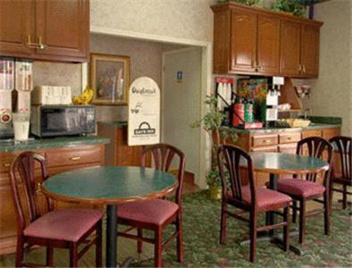 Super 8 By Wyndham Nashville Near Downtown / I-40 Exterior foto